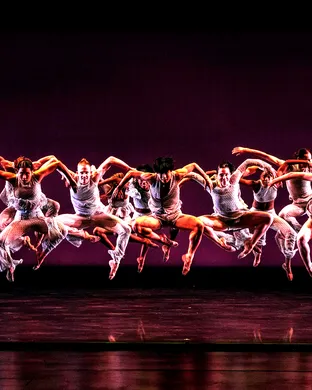 Hubbard Street Dance theatre performance