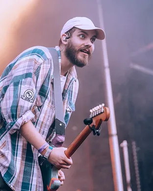 San Holo